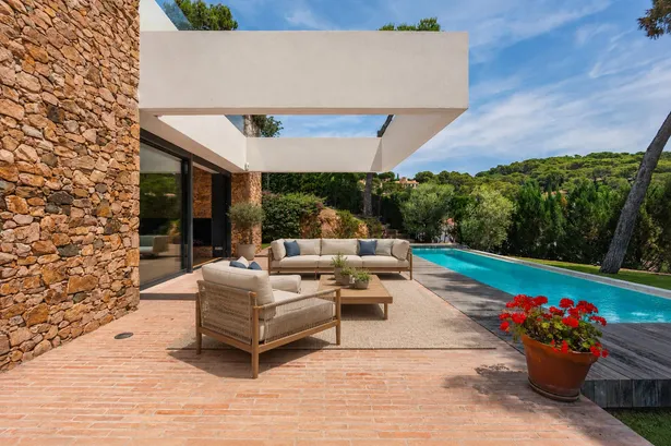 SALVADOR, une spectaculaire villa avec piscine et vue de carte postale sur Tamariu