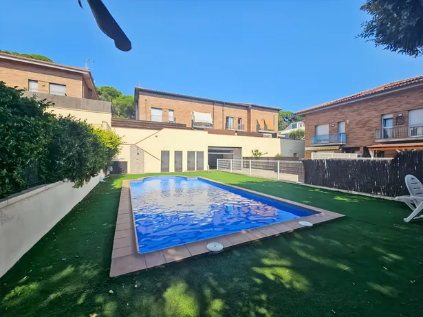 Casa en una de les zones més cotitzades de Canet de Mar!!