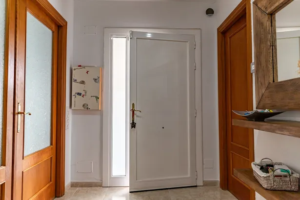 Chalet independiente de 6 habitaciones y 4 baños en Argentona.