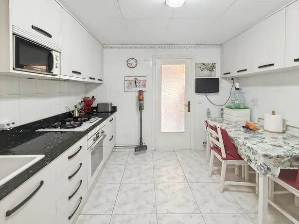 ATENCIÓN!!! FABULOSA VIVIENDA EN EL CENTRO DE POBLENOU, PINEDA DE MAR.