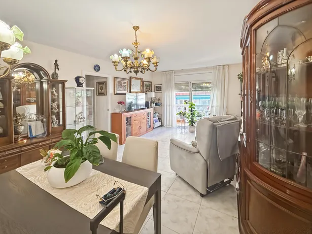 ATENCIÓN!!! FABULOSA VIVIENDA EN EL CENTRO DE POBLENOU, PINEDA DE MAR.