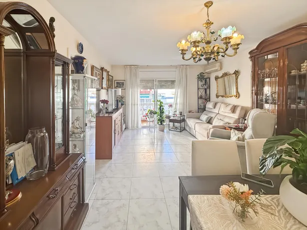 ATENCIÓN!!! FABULOSA VIVIENDA EN EL CENTRO DE POBLENOU, PINEDA DE MAR.
