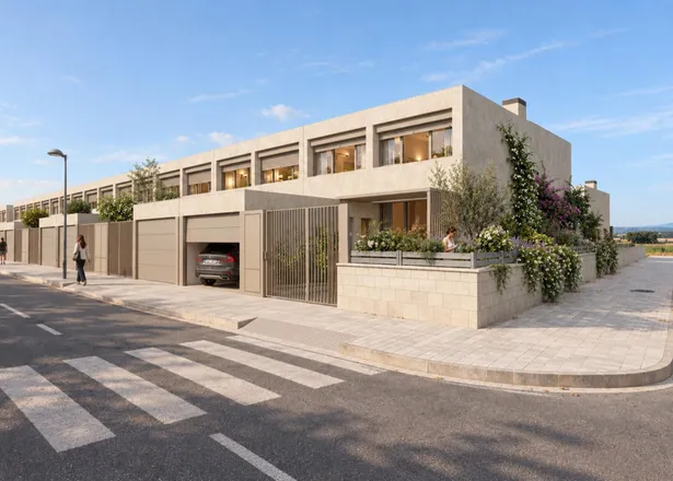 Casa en venda a Calonge, amb 189m2, 5 habitacions, 3 banys, un jardí de 90m2 i Garatge.