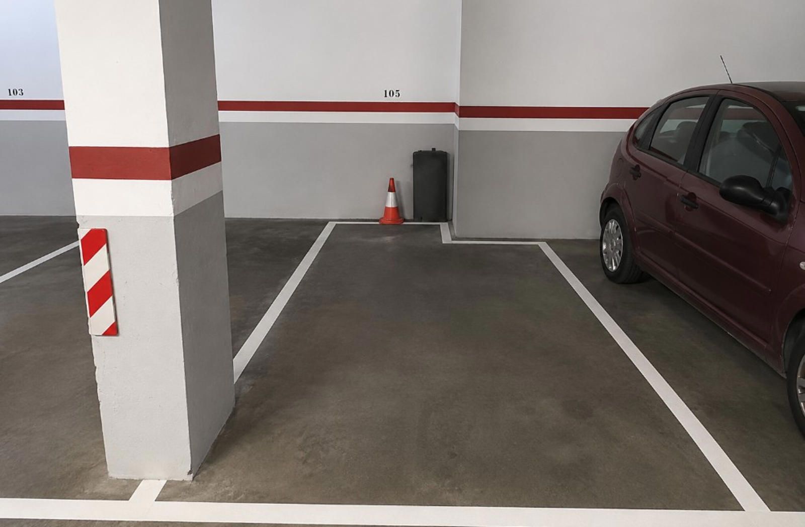 Parking Space 400 m from the Beach in Palamós