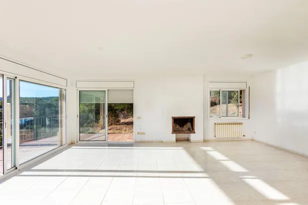 VALL REPÒS - Casa independiente con piscina, gran jardín y vistas a las Gavarres