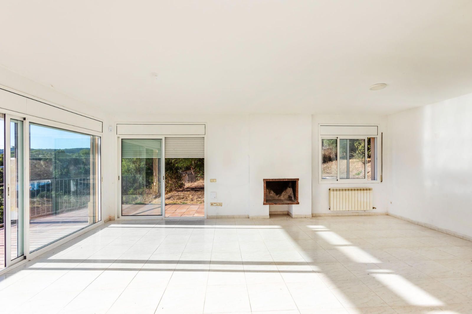 VALL REPÒS - Casa independiente con piscina, gran jardín y vistas a las Gavarres
