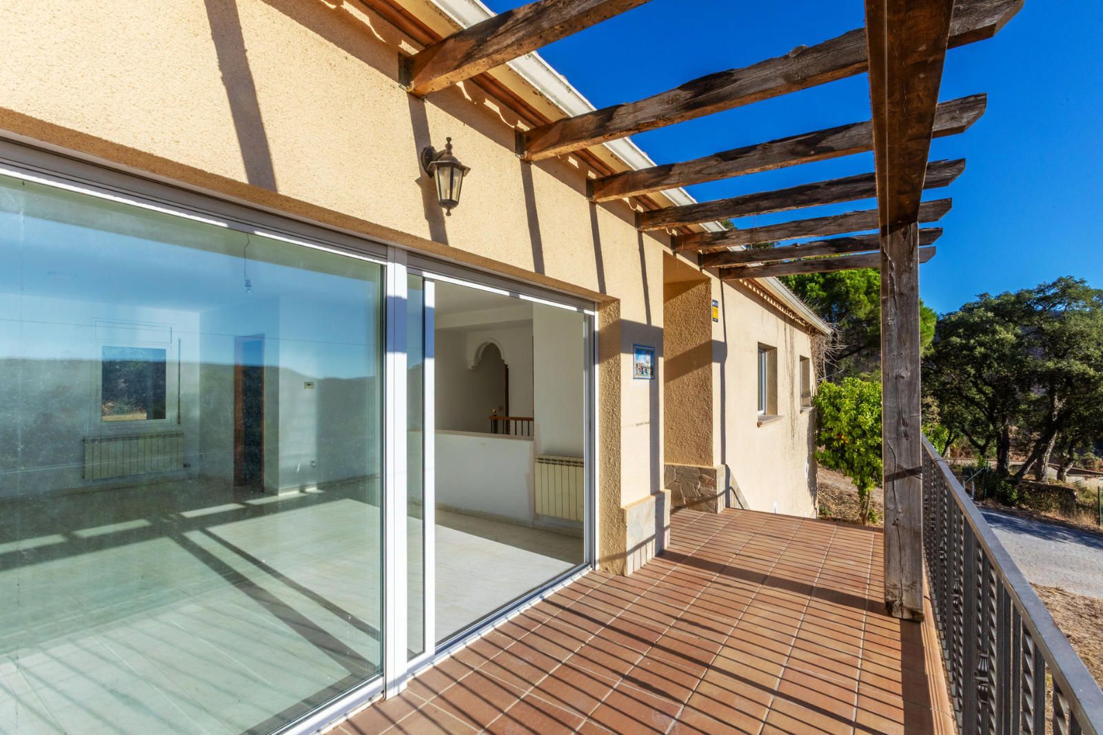 VALL REPÒS - Casa independiente con piscina, gran jardín y vistas a las Gavarres