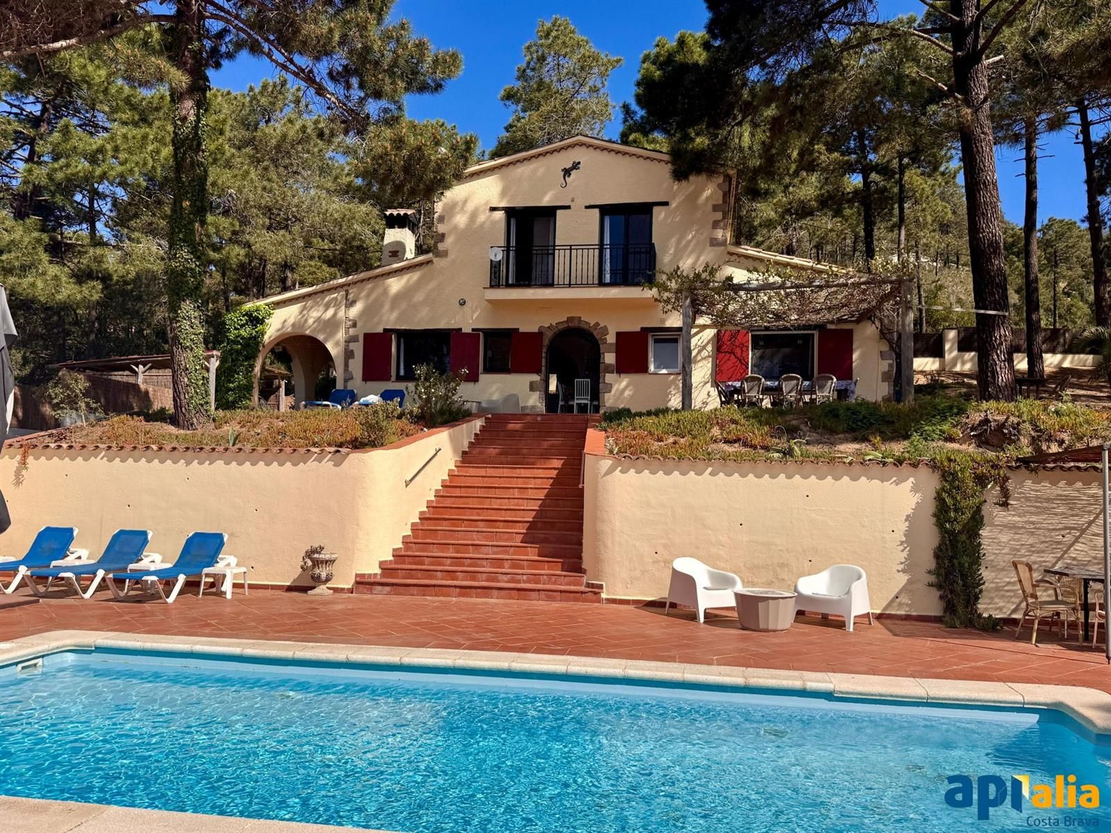 Finca rústica con vistas al mar en Lloret de Mar