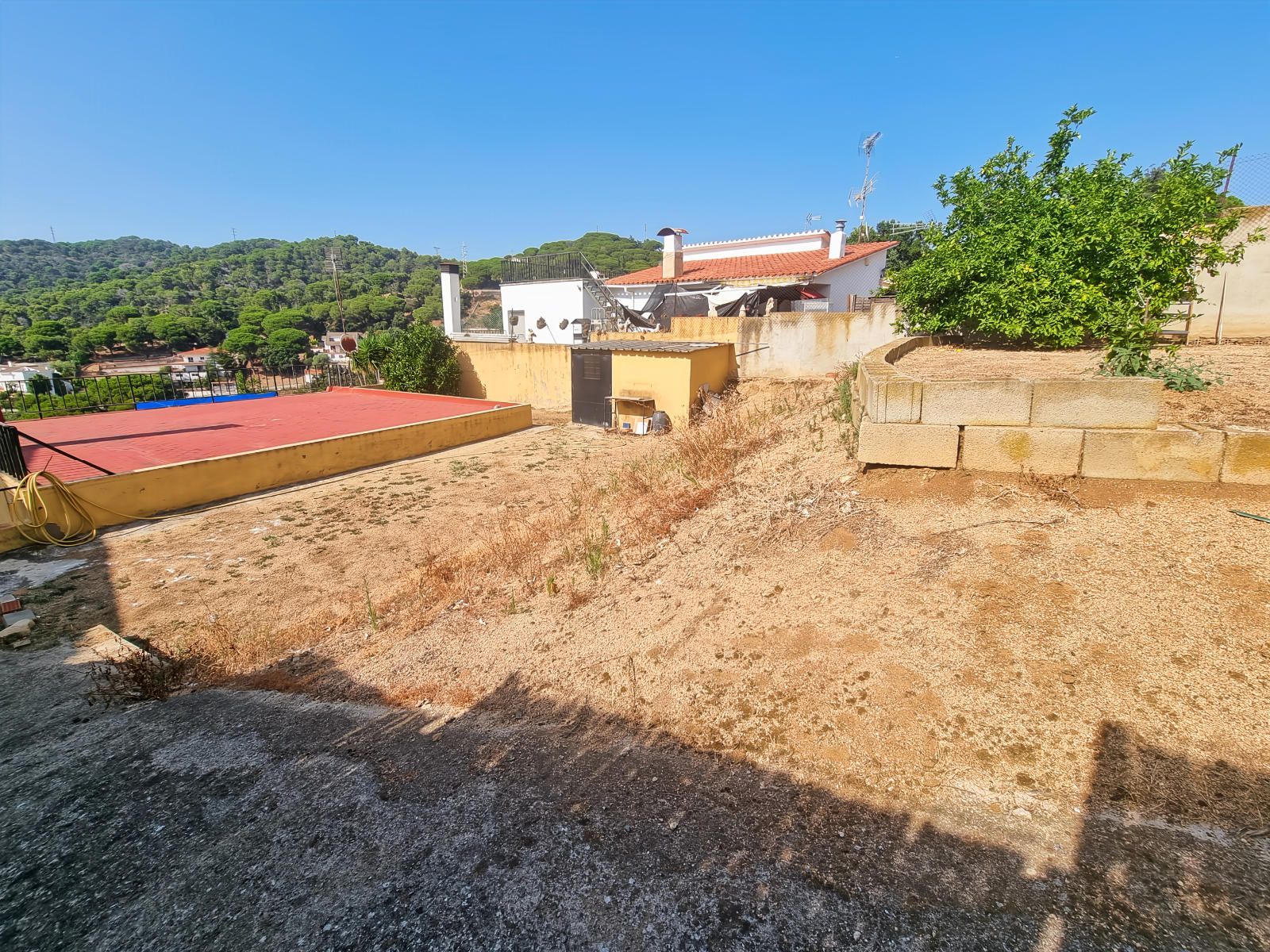 Casa en Can Vilardell con 900m2 de terreno y muchas muchas posibilidades...