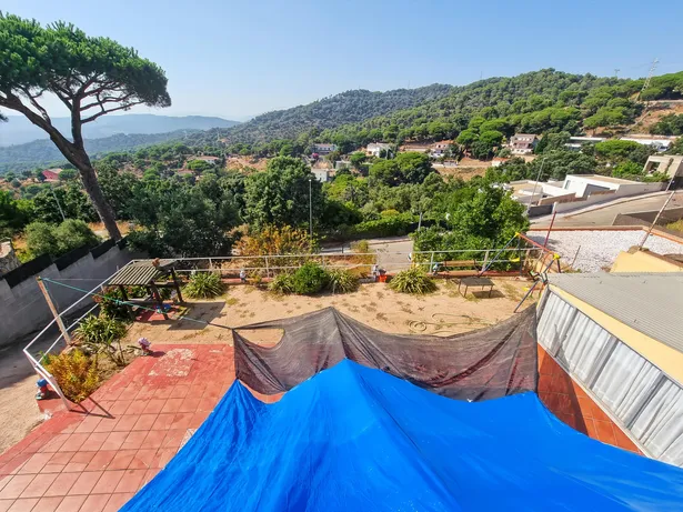 Casa en Can Vilardell con 900m2 de terreno y muchas muchas posibilidades...