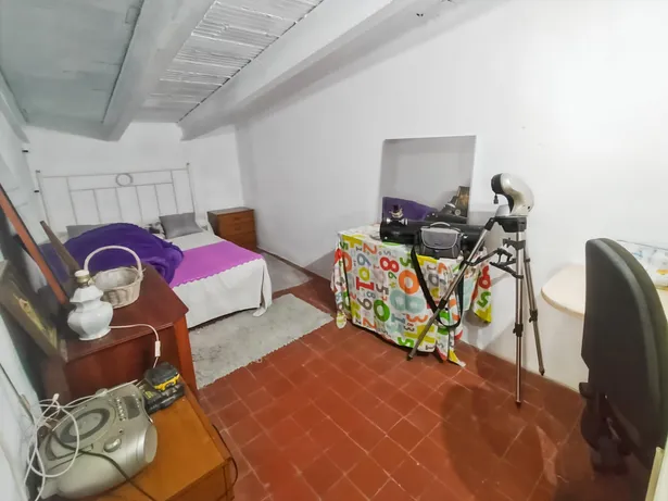 Descobreix la teva pròxima llar en el cor de l'encantador barri de Sant Pere a Tordera!