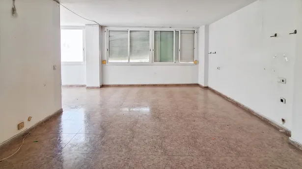 Dúplex en venta en Rocablanca – Espacio, luz y un sinfín de posibilidades