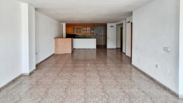 Dúplex en venta en Rocablanca – Espacio, luz y un sinfín de posibilidades