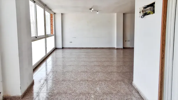 Dúplex en venta en Rocablanca – Espacio, luz y un sinfín de posibilidades