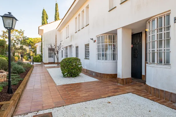Casa con vistas al mar, jardín y piscina en Calella de Palafrugell