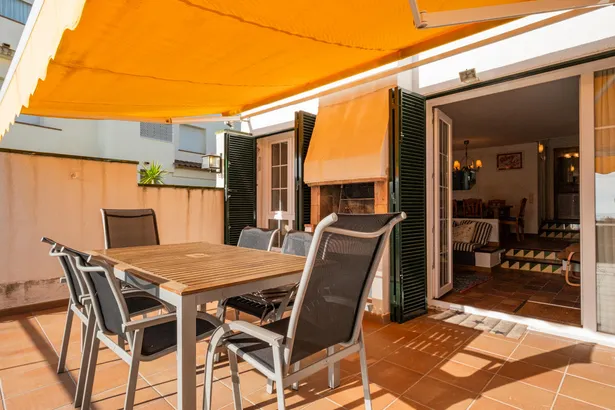 Casa con vistas al mar, jardín y piscina en Calella de Palafrugell