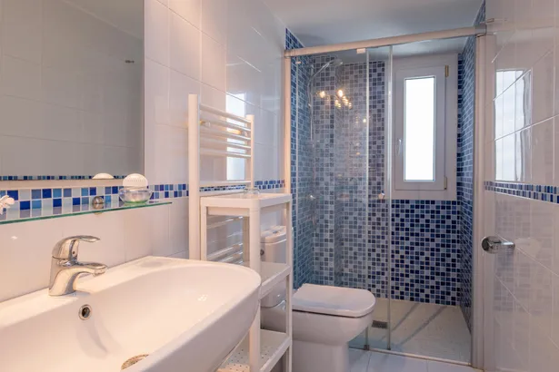 Casa con vistas al mar, jardín y piscina en Calella de Palafrugell
