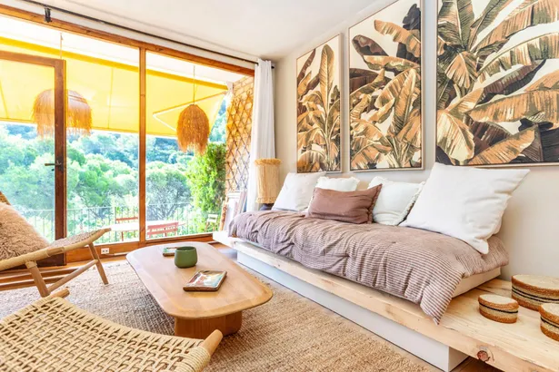 Charming Duplex apartment with Sea Views Just 450 Metres from Cala de Sa Tuna, Begur