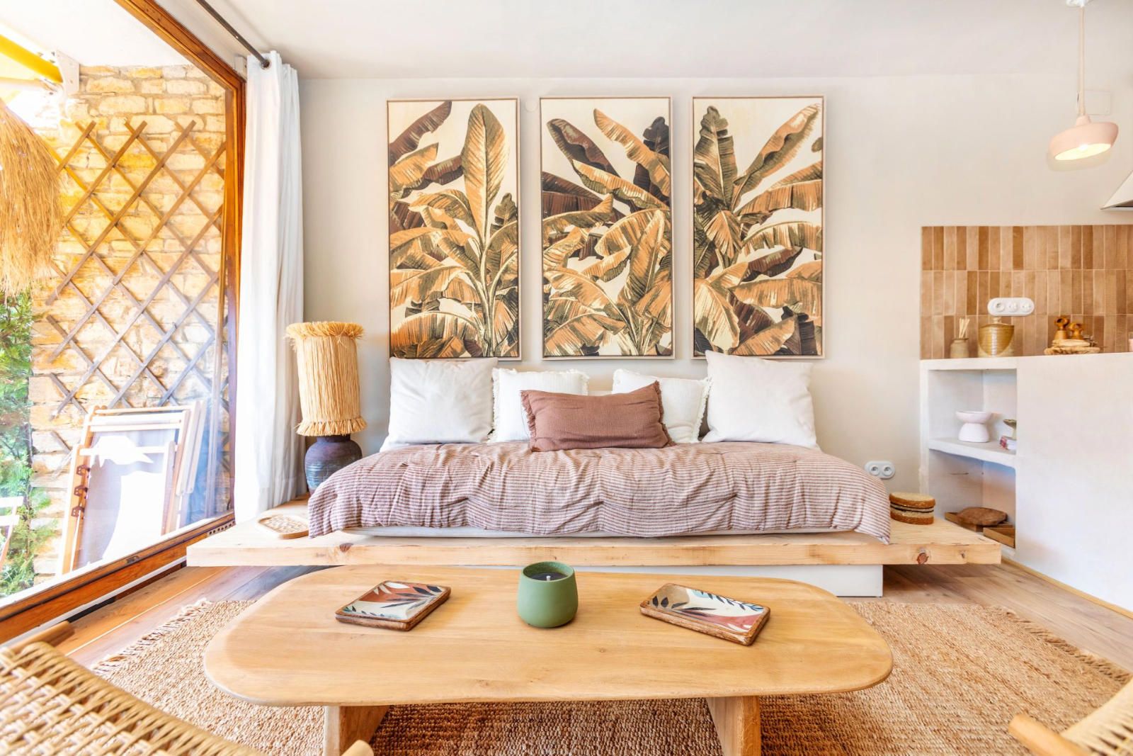 Charming Duplex apartment with Sea Views Just 450 Metres from Cala de Sa Tuna, Begur