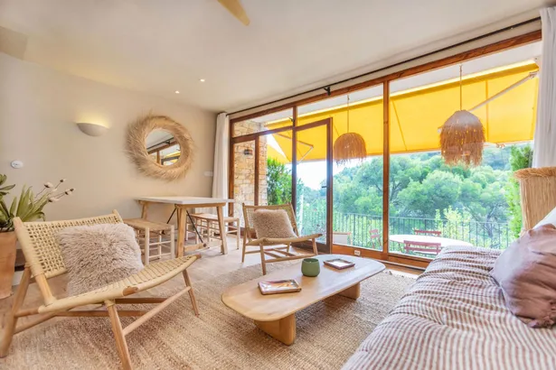 Charming Duplex apartment with Sea Views Just 450 Metres from Cala de Sa Tuna, Begur