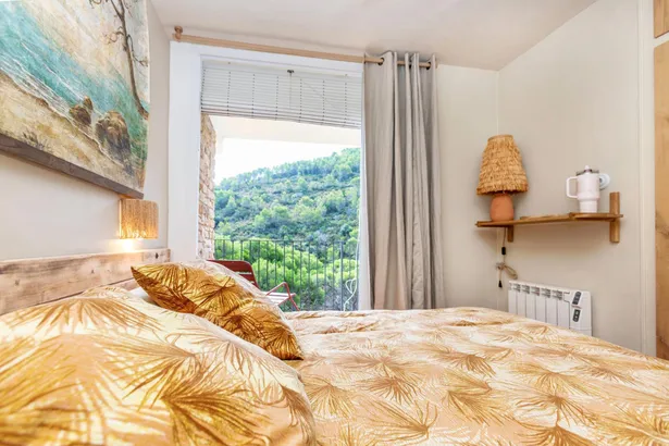 Charming Duplex apartment with Sea Views Just 450 Metres from Cala de Sa Tuna, Begur