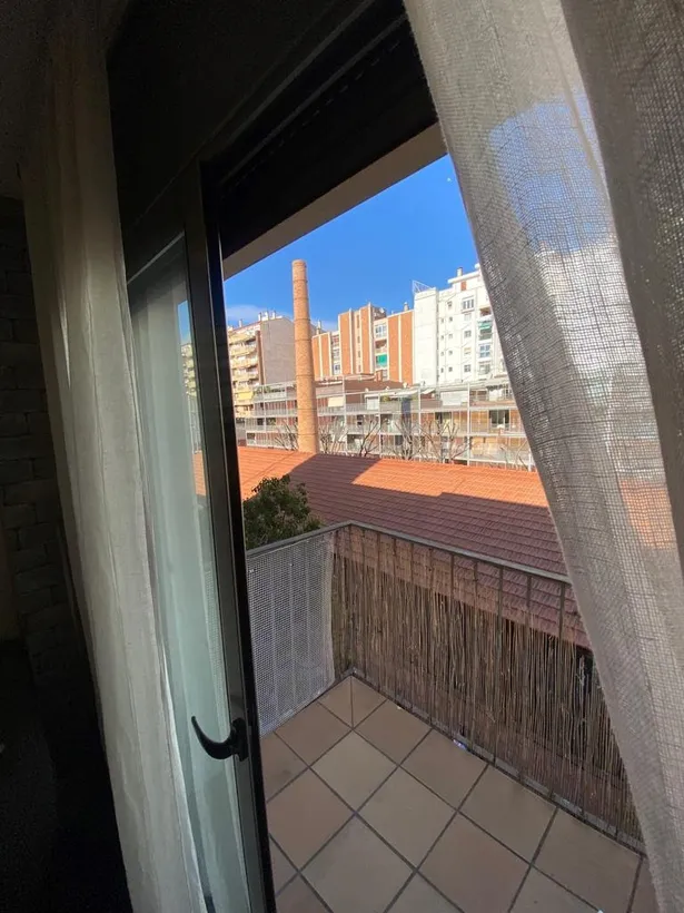 Pisazo dúplex en pleno centro y a dos calles de la playa !!