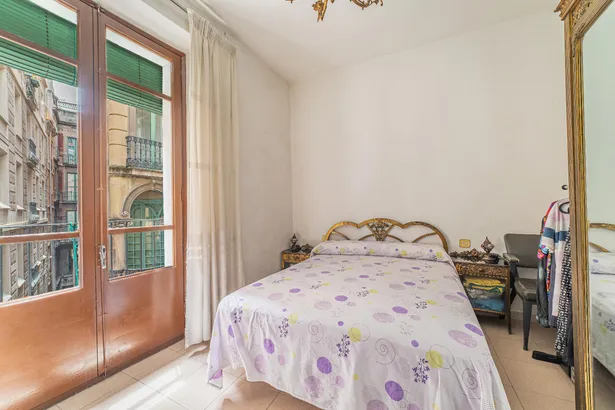 Piso en venta en el centro de Barcelona.