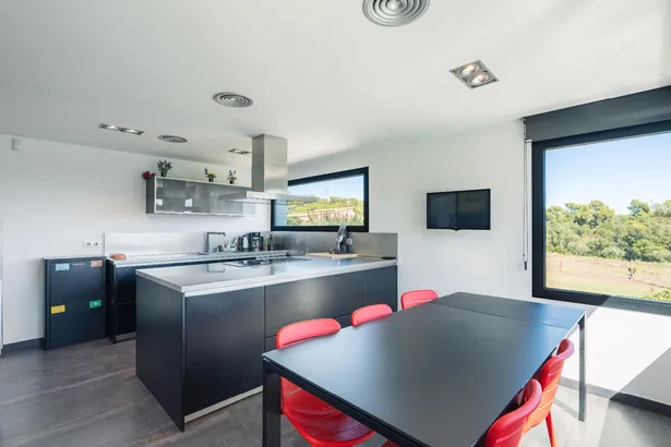 Exclusive Family Villa with Infinity Pool and Views at the Costa Brava
