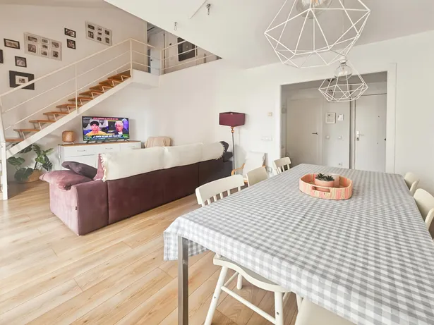 MATARO: ¡Ático dúplex en perfecto estado y con vistas abiertas!