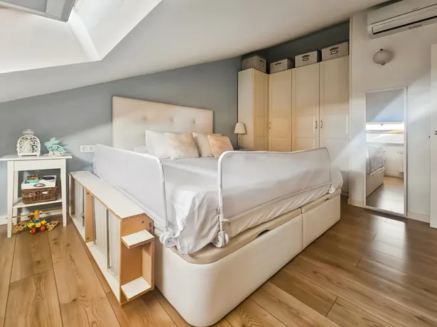 MATARO: ¡Ático dúplex en perfecto estado y con vistas abiertas!