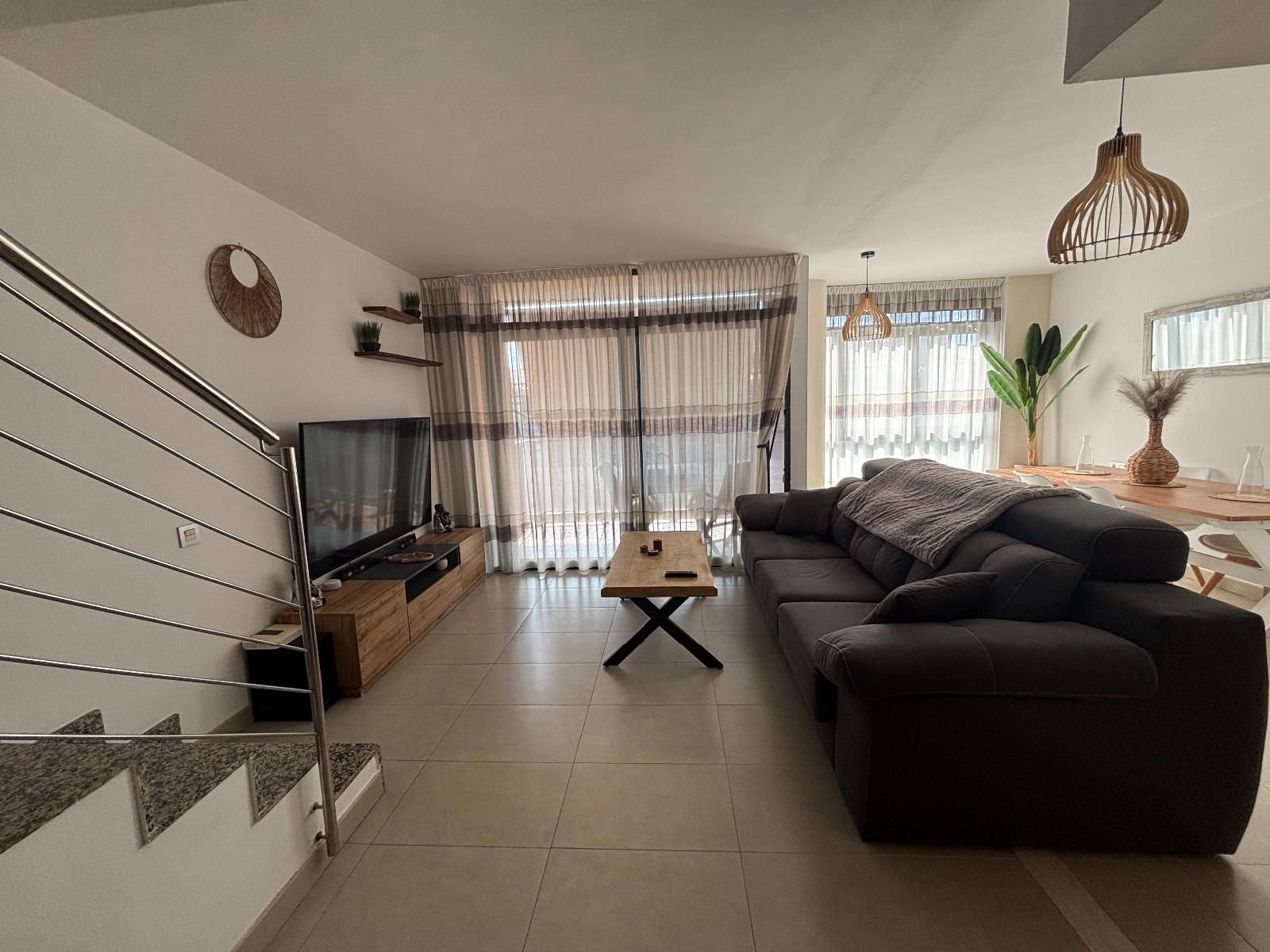 FANTÀSTIC DÚPLEX EN PRIMERA LÍNIA DE MAR – CALELLA