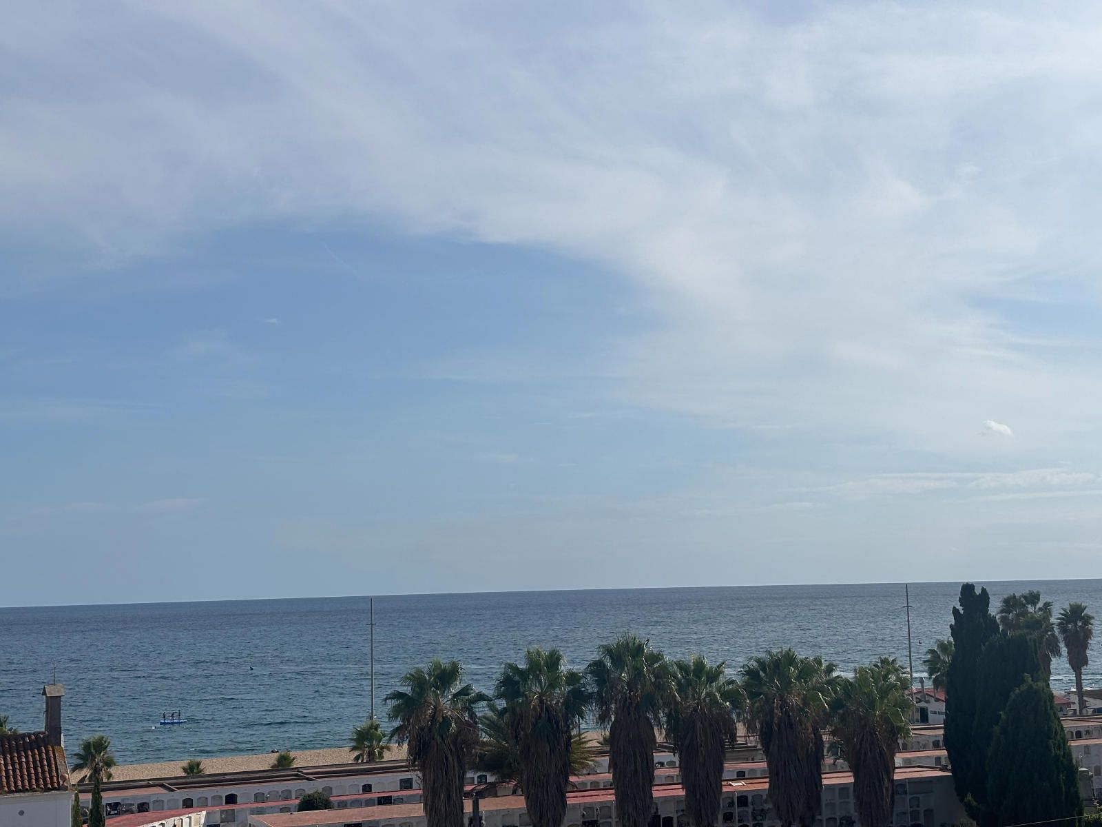 FANTÀSTIC DÚPLEX EN PRIMERA LÍNIA DE MAR – CALELLA