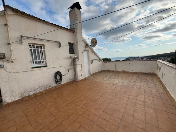 FANTÀSTICA CASA AMB VISTA A LA MAR A ARENYS DE MAR