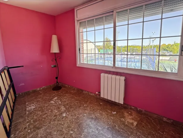 Casa amb terrasses, xemeneia i ampli garatge en Tres Torres, Granollers