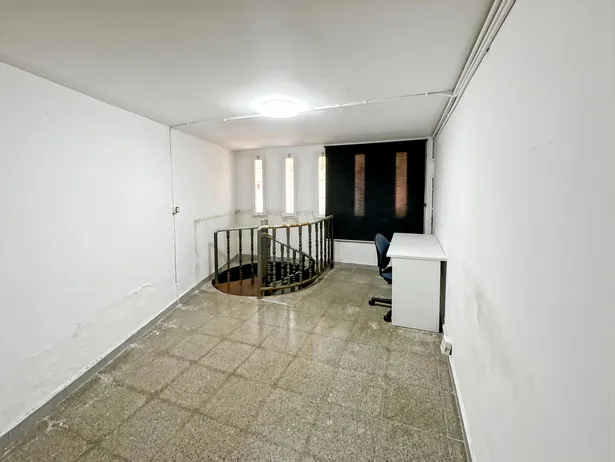 Casa amb terrasses, xemeneia i ampli garatge en Tres Torres, Granollers