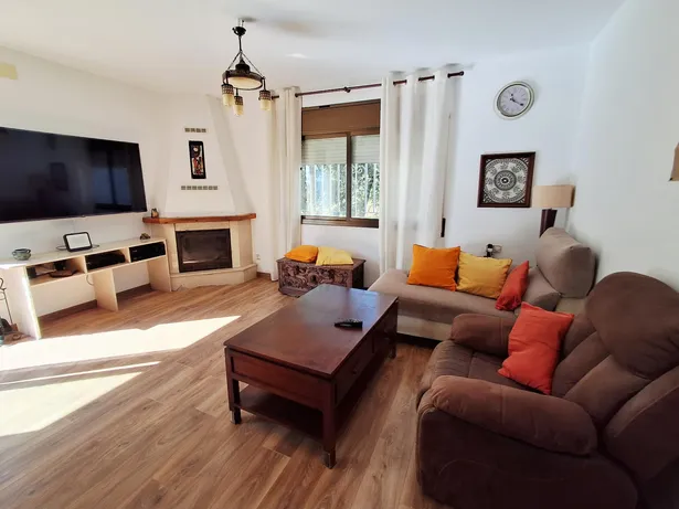 Casa preciosa en la Urbanización de Sant de la Roca del Vallès.