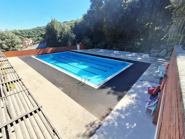 Casa preciosa en la Urbanización de Sant de la Roca del Vallès.