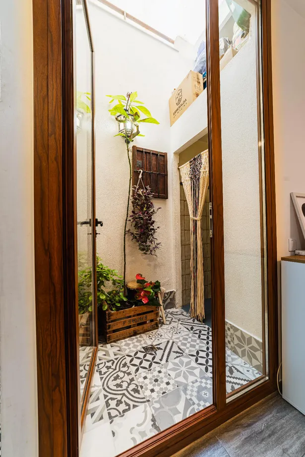 Casa de poble reformada a Argentona: llum, espai i terrassa