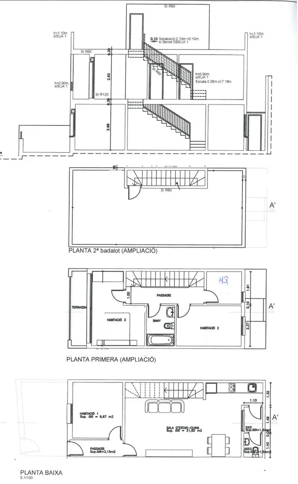 Casa de poble reformada a Argentona: llum, espai i terrassa