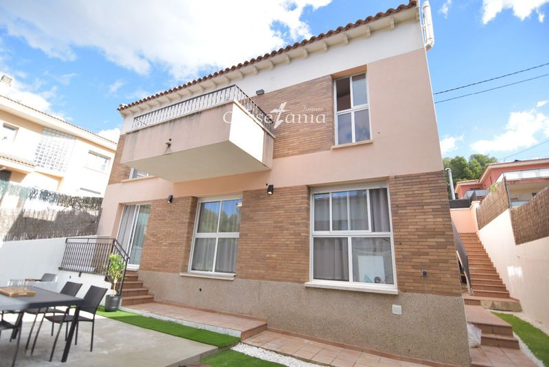Casa en venta Segur De Calafell, Tarragona. Ref: 1324. Finques Cossetània S.C.P.