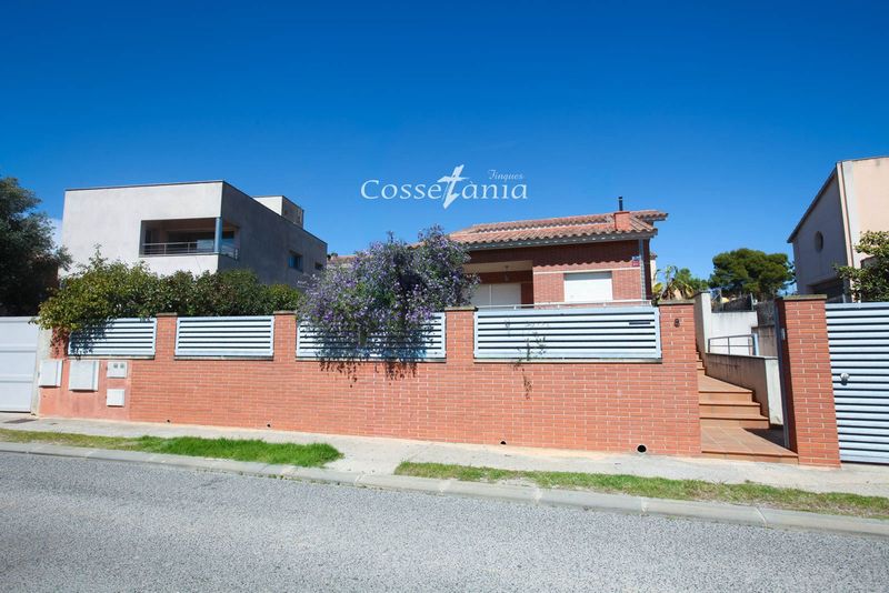 Maison de Ville en vente Calafell, Tarragona. Ref: 1404. Finques Cossetània S.C.P.