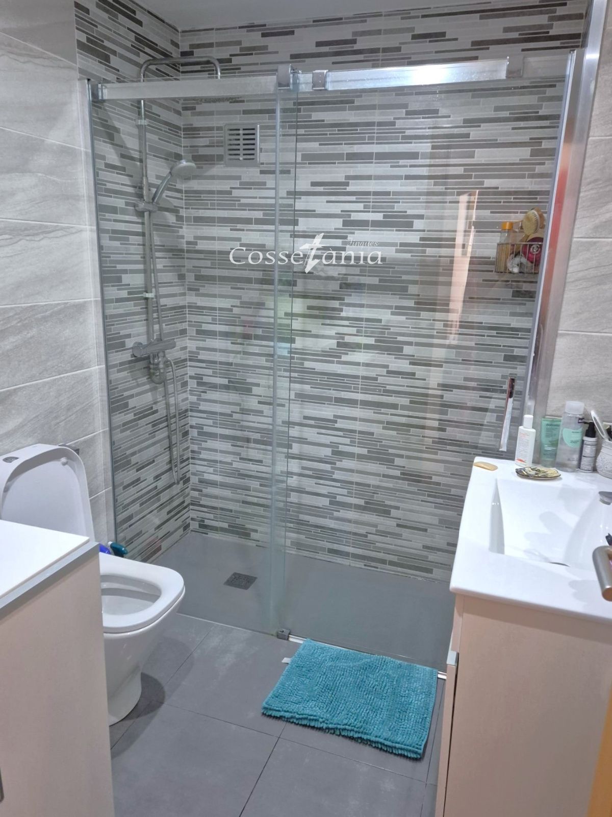 Piso en venta en Segur de Calafell – Zona residencial tranquila a 1.800 m de la playa