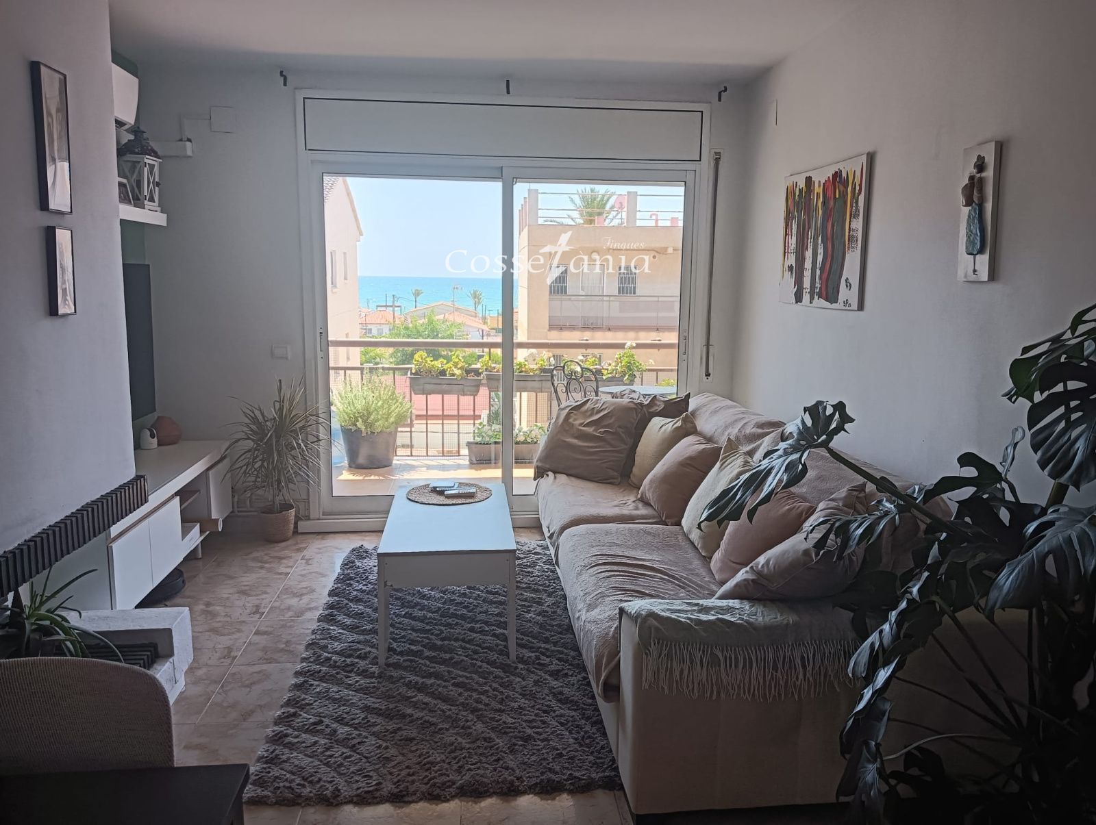 Bonito piso de dos habitaciones  en  Cunit playa