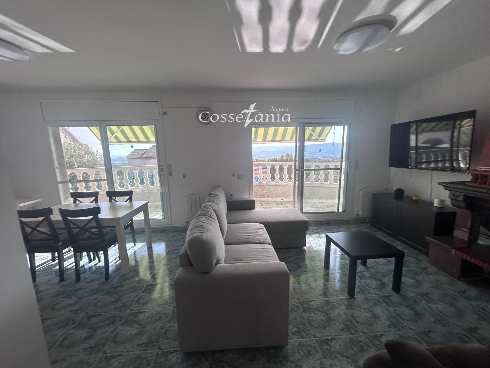 CASA INDEPENDIENTE EN OASIS PARK EL VENDRELL