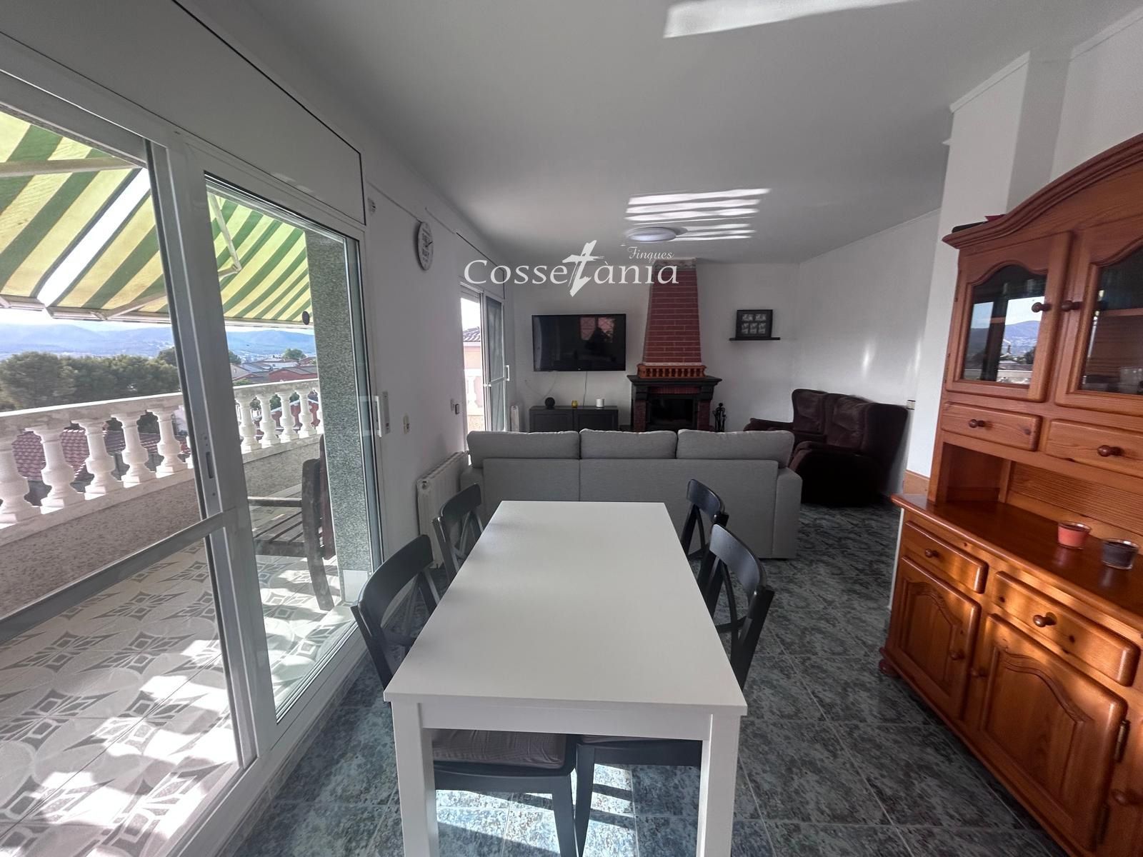 CASA INDEPENDIENTE EN OASIS PARK EL VENDRELL