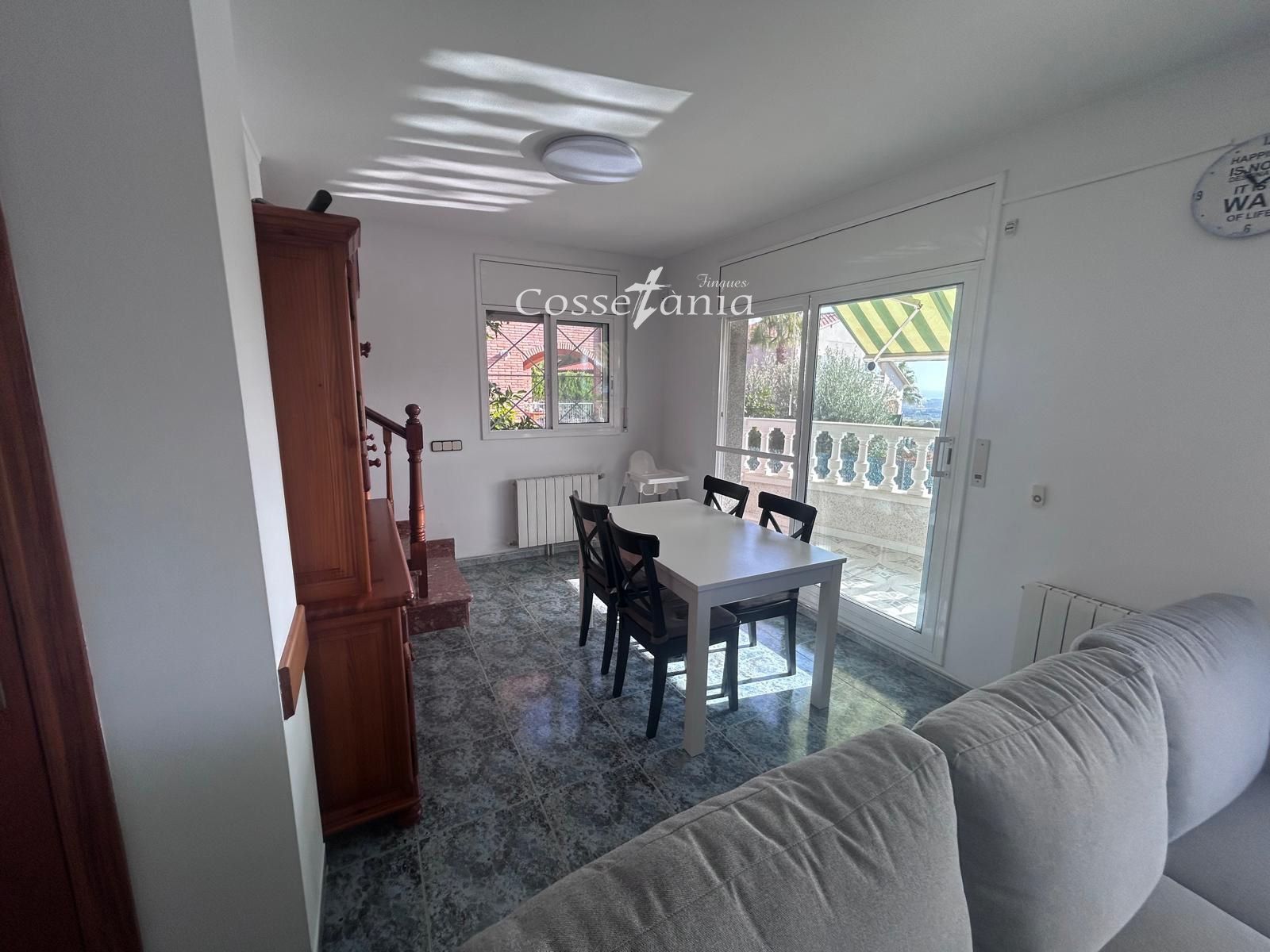 CASA INDEPENDIENTE EN OASIS PARK EL VENDRELL