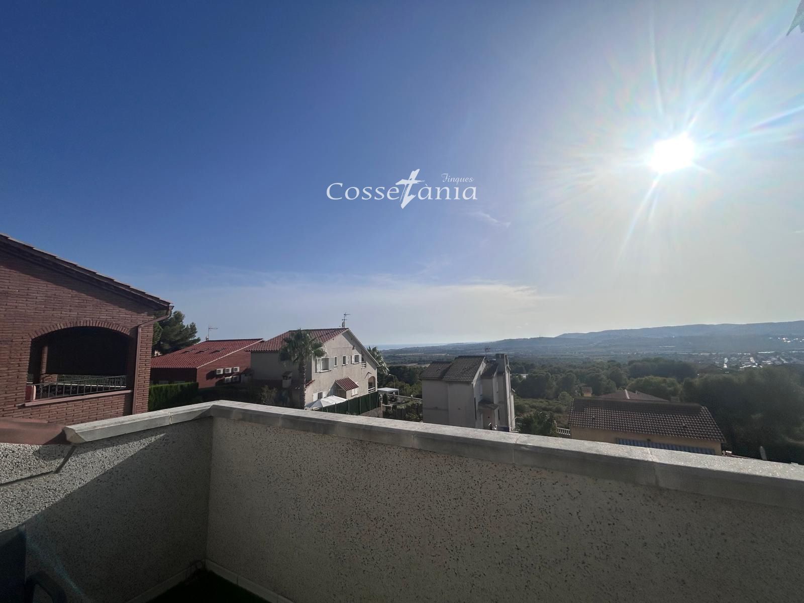 CASA INDEPENDIENTE EN OASIS PARK EL VENDRELL