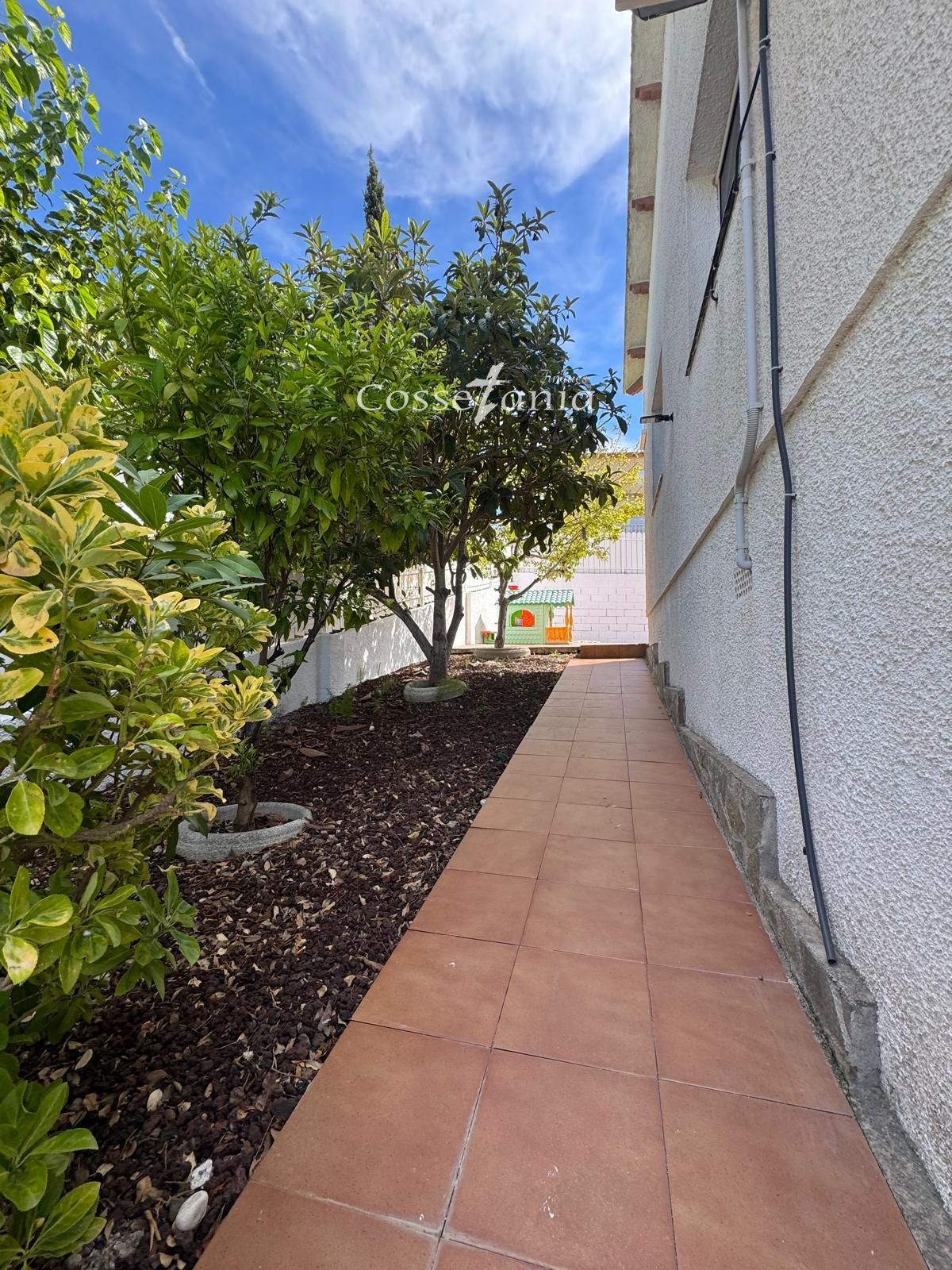 Chalet Independiente en venta en La Pobla de Montornes, Tarragona - Foto 24