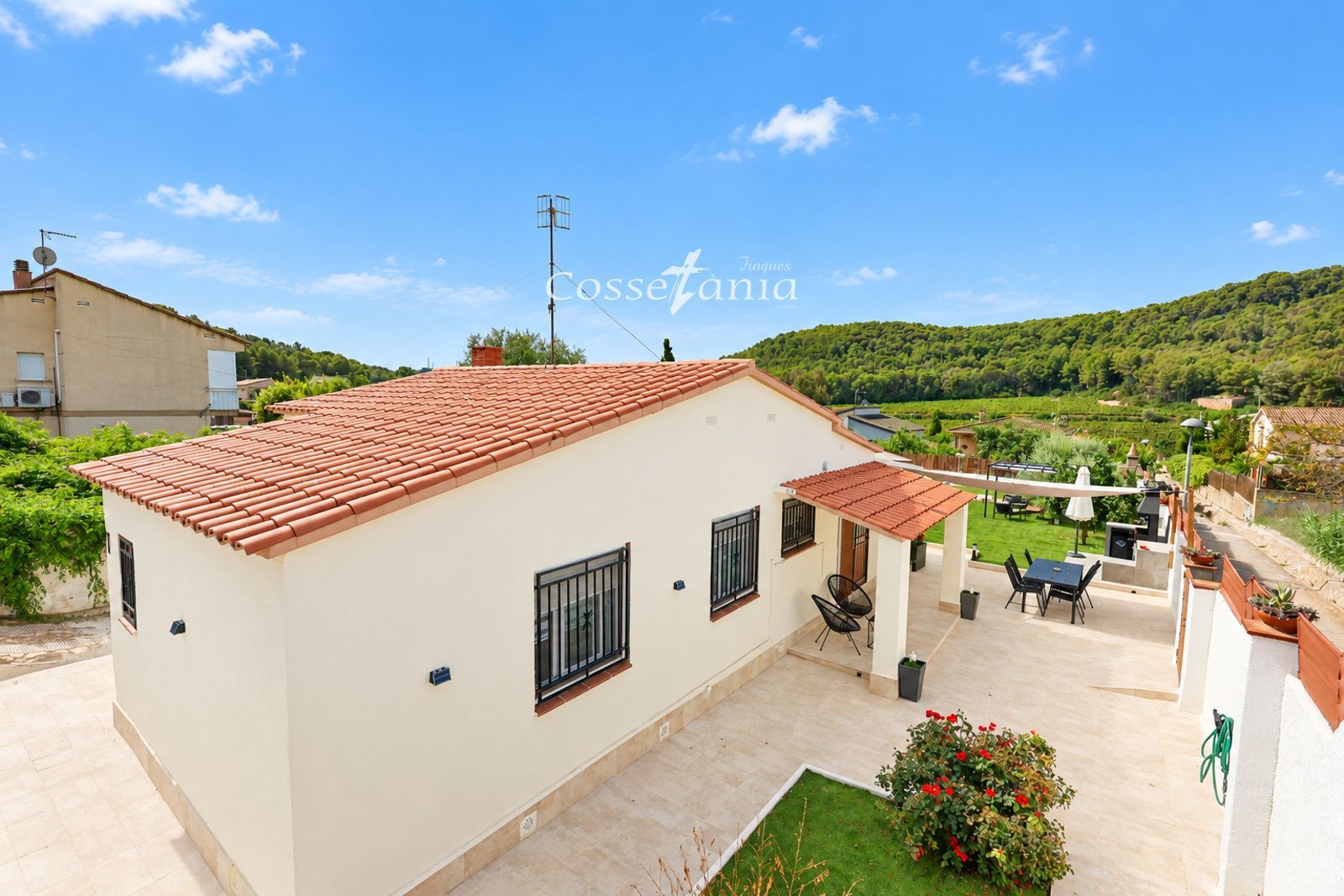 CASA INDEPENDIENTE EN VENTA EN URB. CALAFELL PARK - Foto 8
