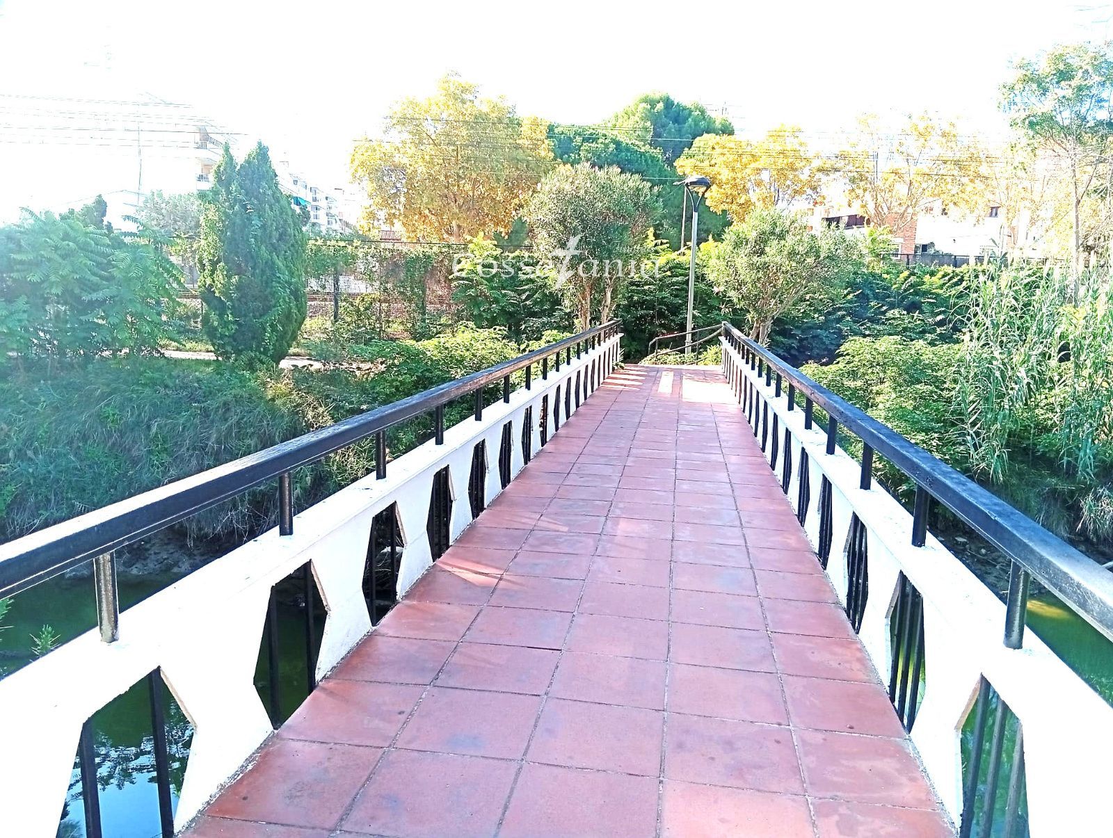 CASA ADOSADA EN ALORDA PARK - Foto 7